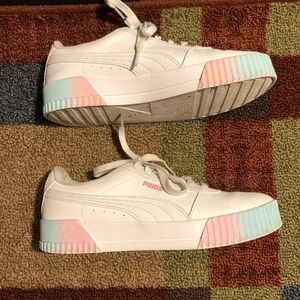 Puma Girls Carina Leather Sneakers Size 6